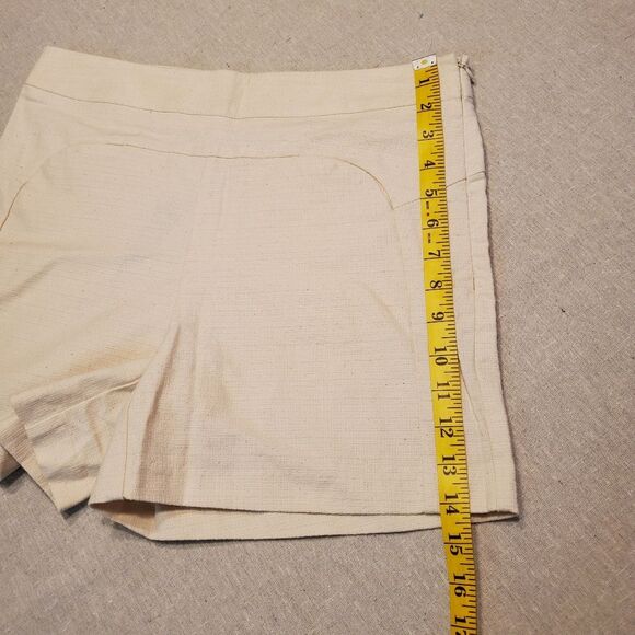 Ellison High Waist Contemporary Dress Shorts in Size M - Picture 10 of 10